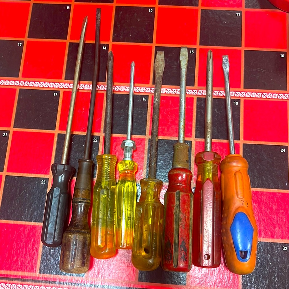 Bundle of screwdrivers
